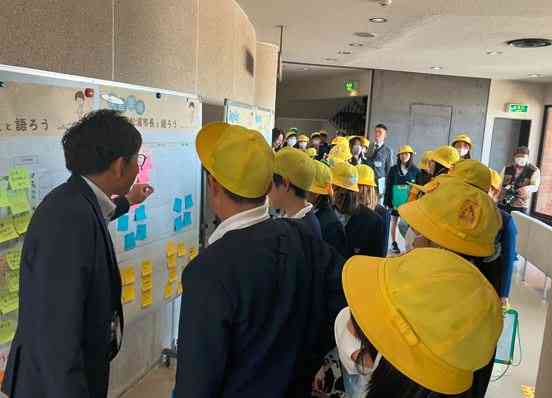 議場見学２