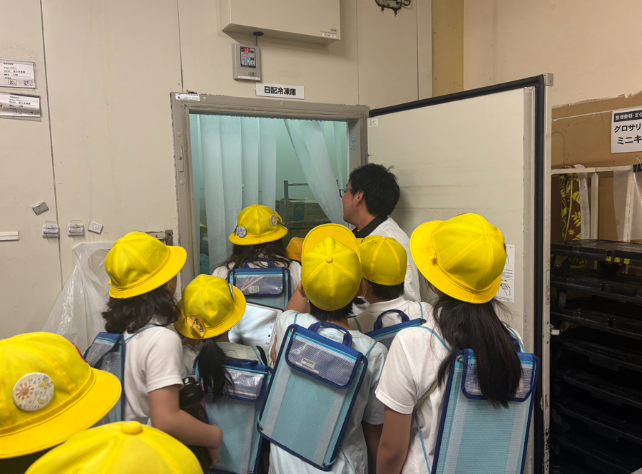 平和堂見学２
